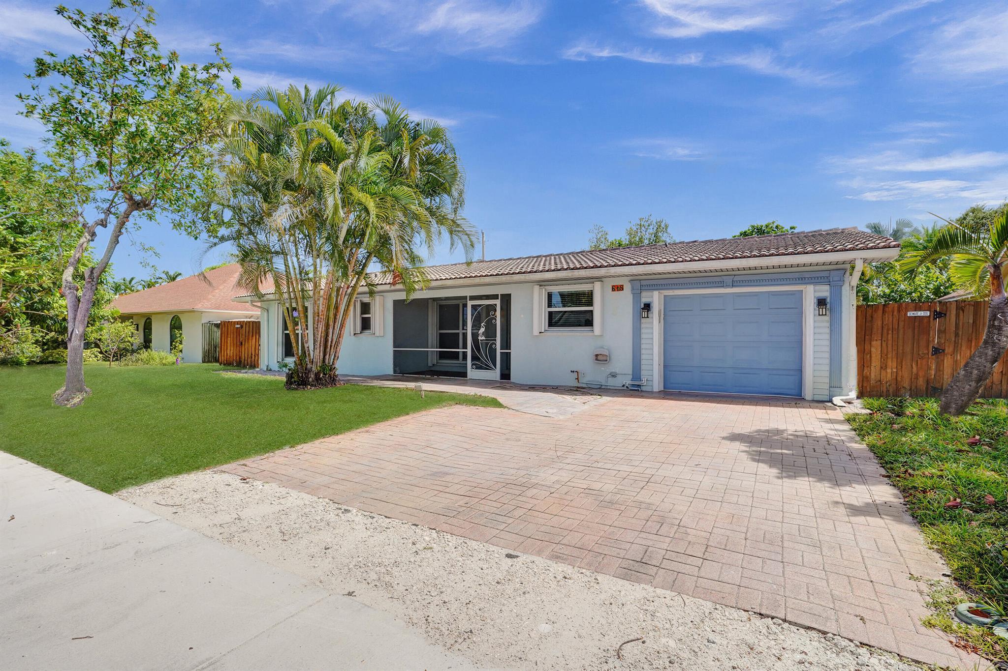 618 Lindell Blvd