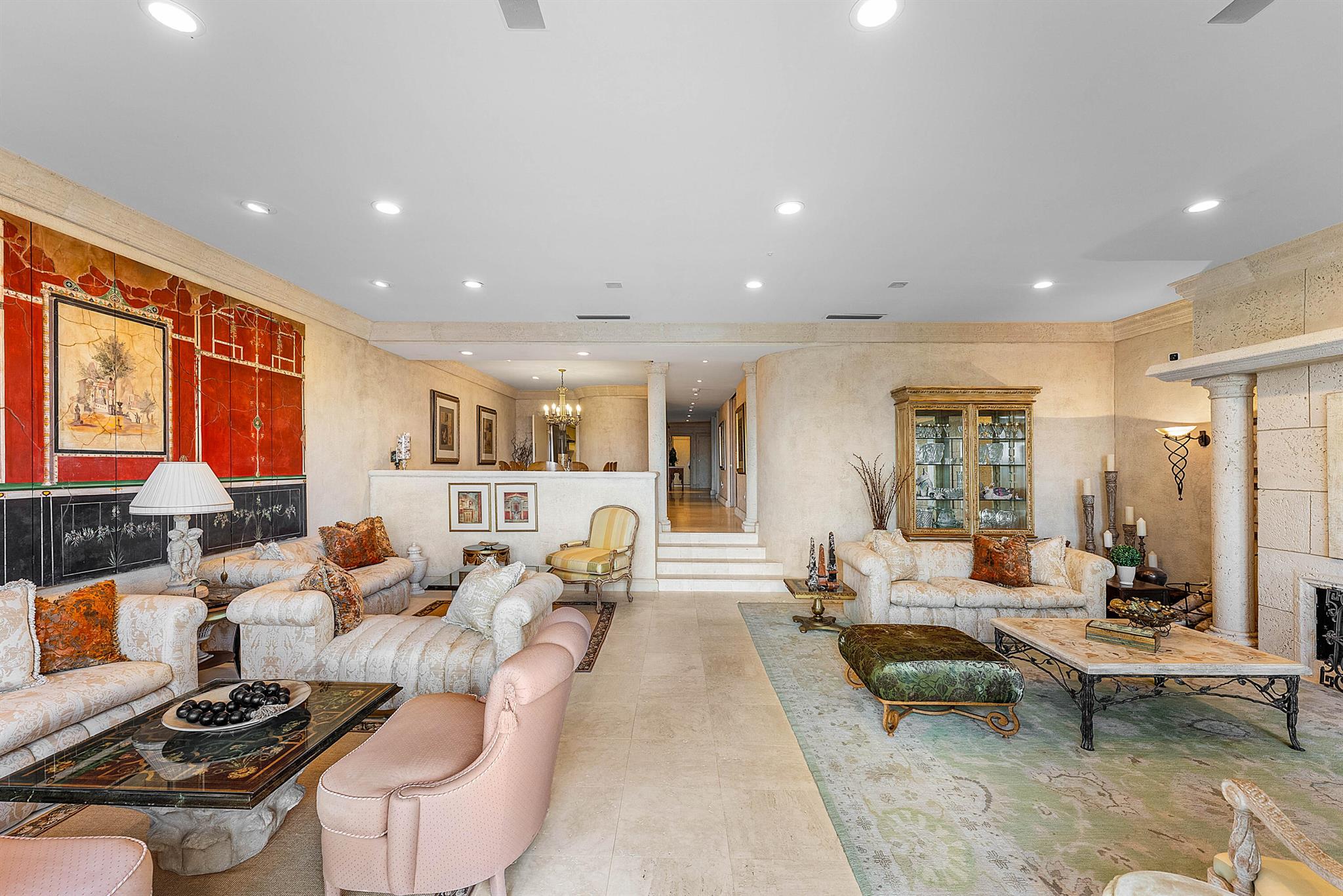 13 Sloans Curv Dr #13 Palm Beach, FL 33480