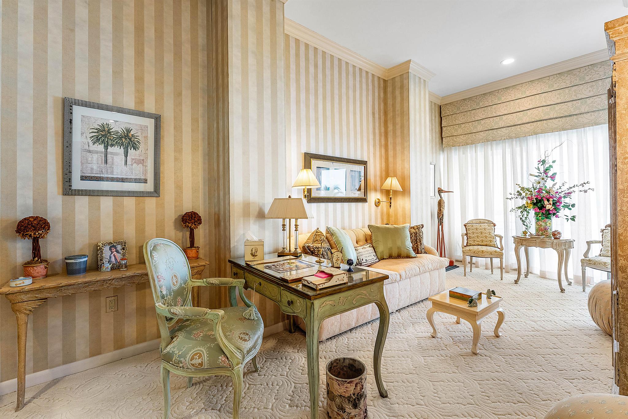 13 Sloans Curv Dr #13 Palm Beach, FL 33480