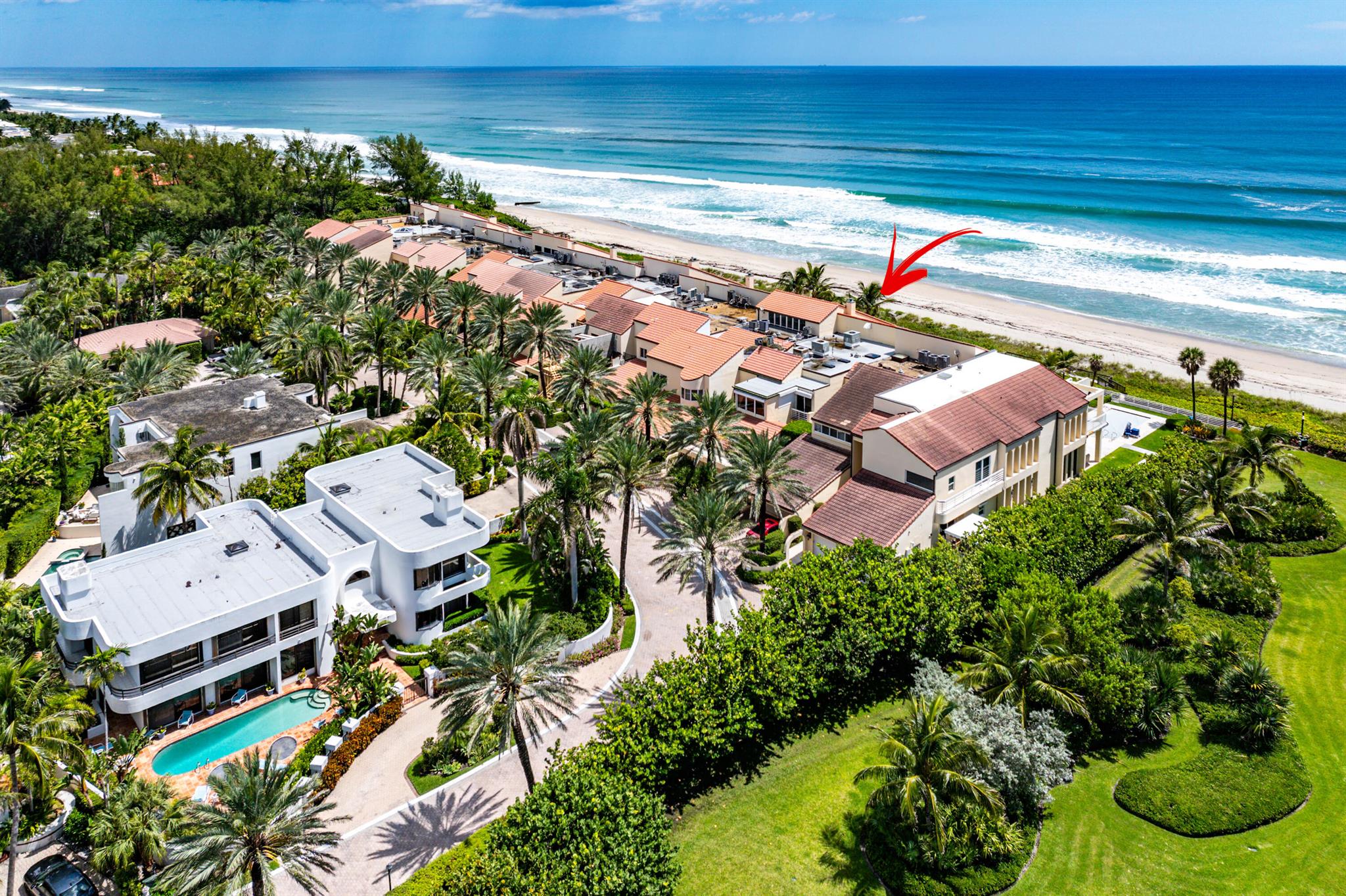 13 Sloans Curv Dr #13 Palm Beach, FL 33480