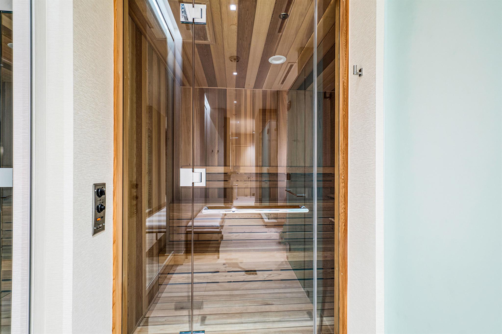 13 Sloans Curv Dr #13 Palm Beach, FL 33480