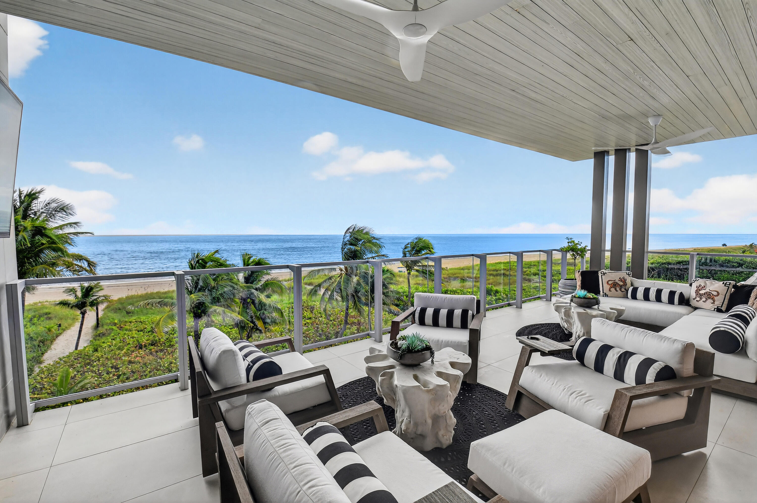 1901 S Ocean Blvd #18