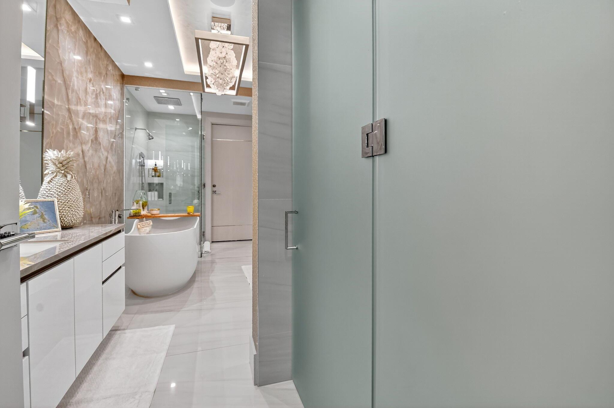 1901 S Ocean Blvd #18 Delray Beach, FL 33483