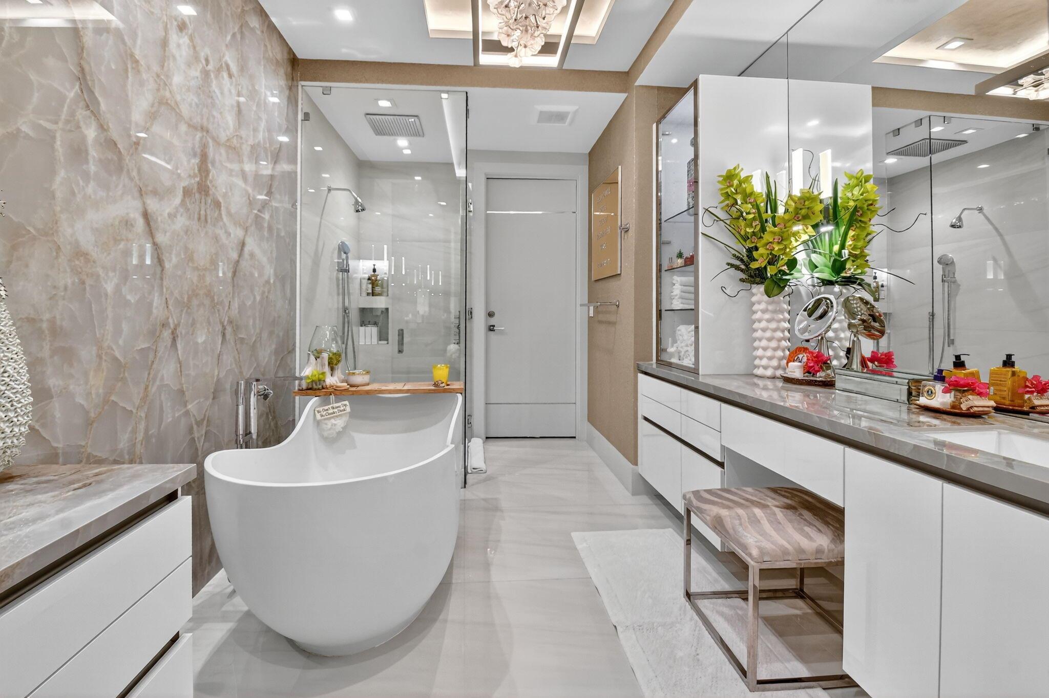 1901 S Ocean Blvd #18 Delray Beach, FL 33483