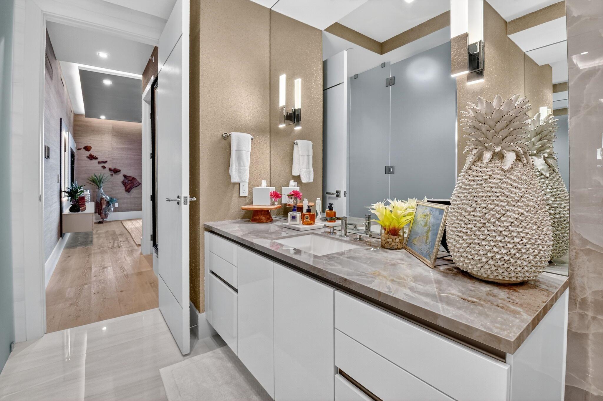 1901 S Ocean Blvd #18 Delray Beach, FL 33483