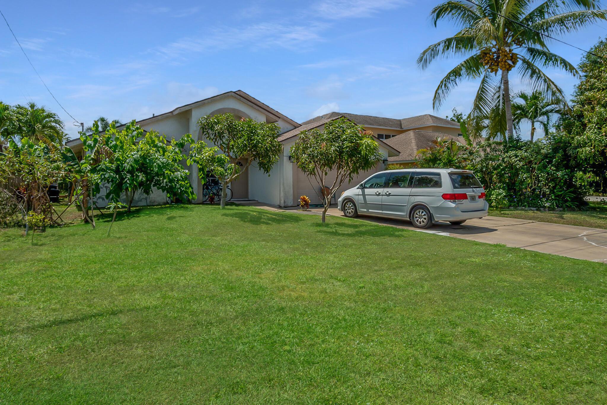 6242 Barbara St