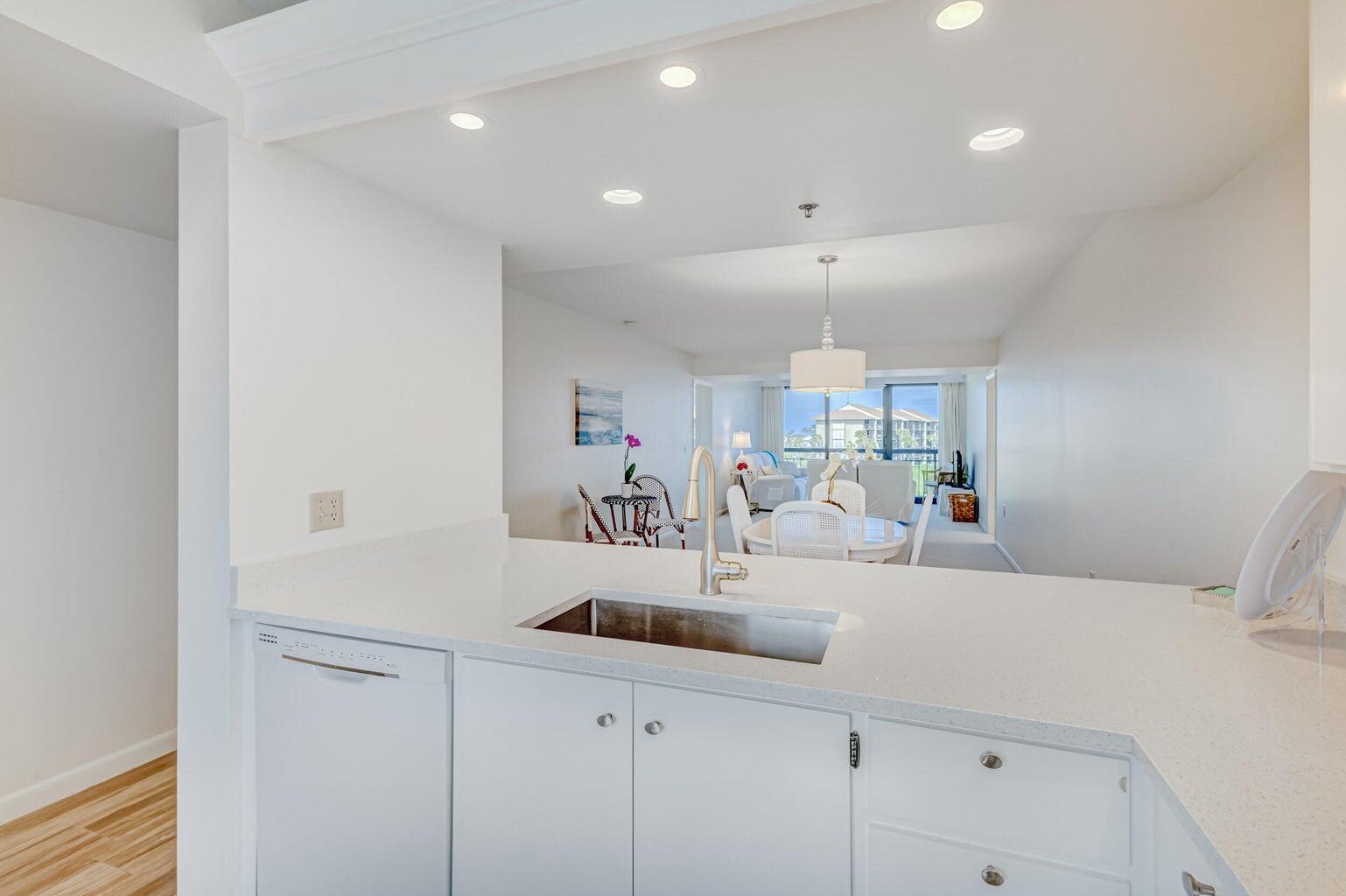 601 S Seas Dr #401 Jupiter, FL 33477