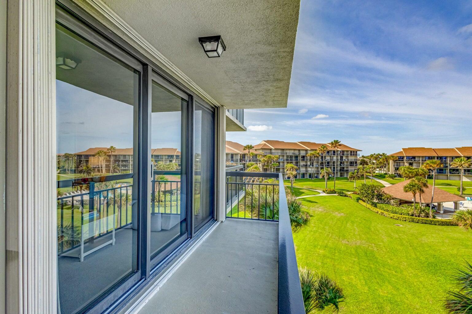 601 S Seas Dr #401 Jupiter, FL 33477