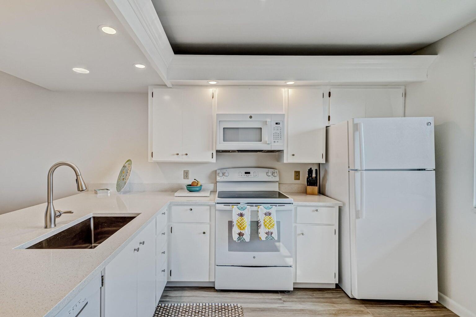 601 S Seas Dr #401 Jupiter, FL 33477