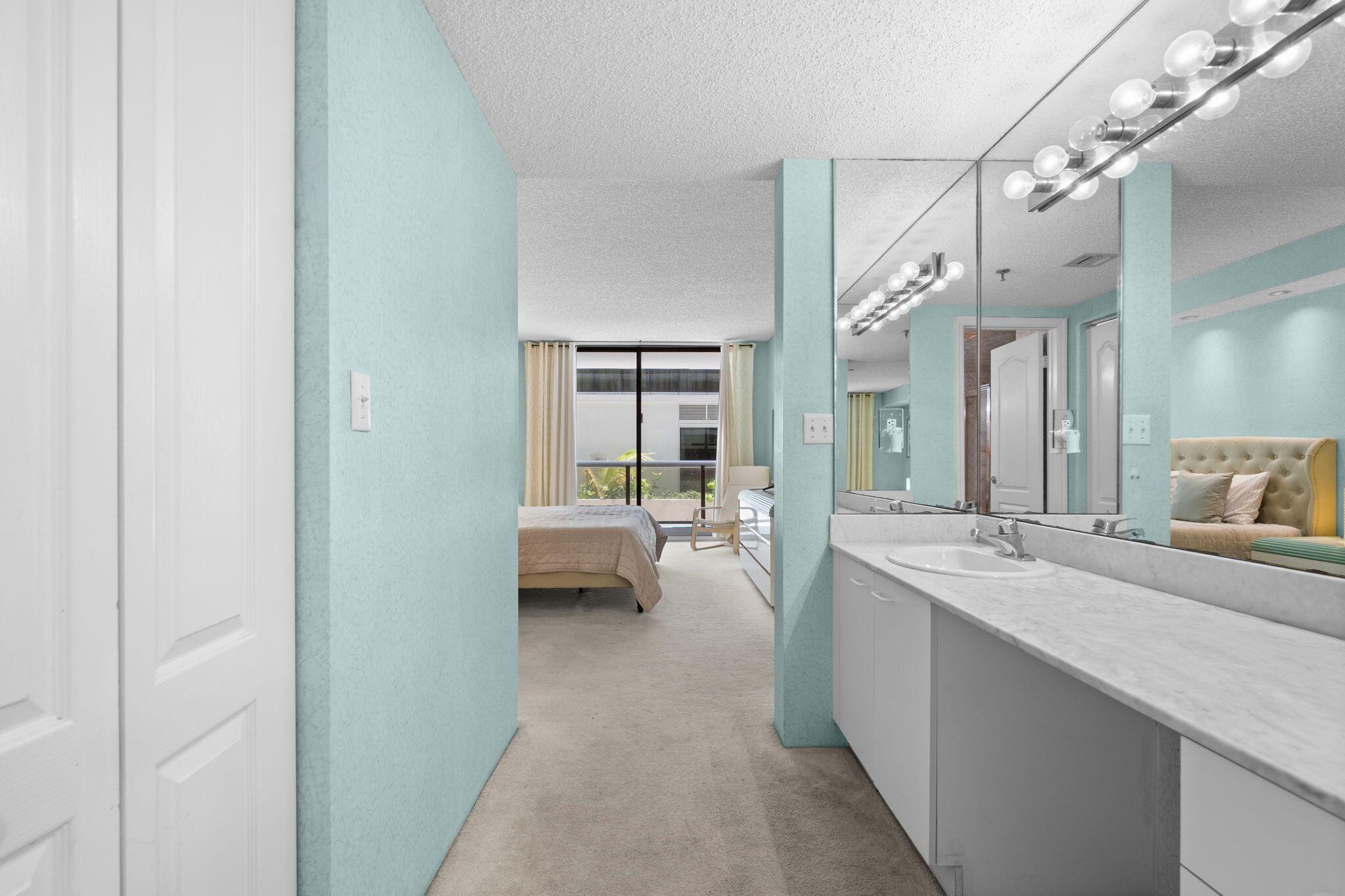 image The Waves Condo14