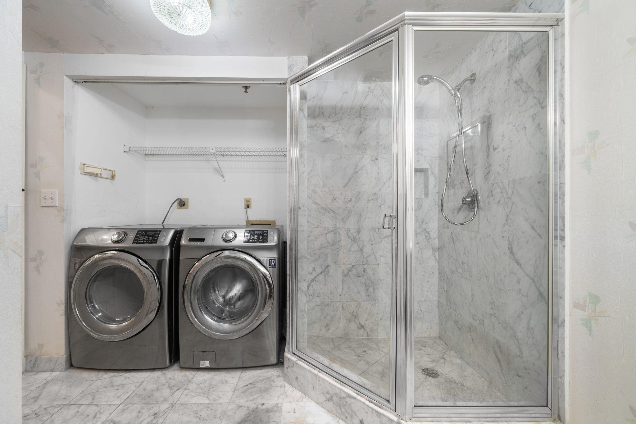 image The Waves Condo25