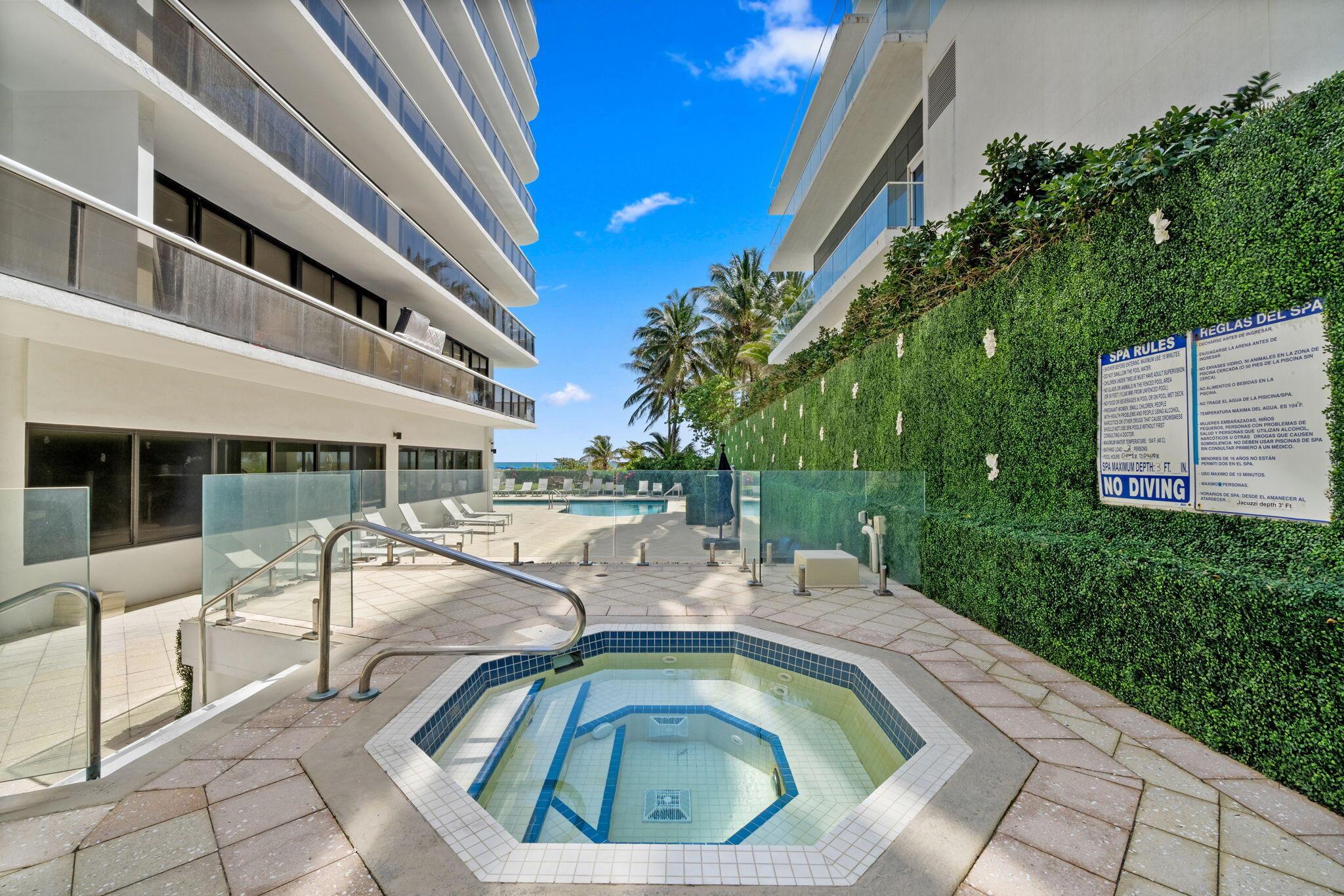 image The Waves Condo30