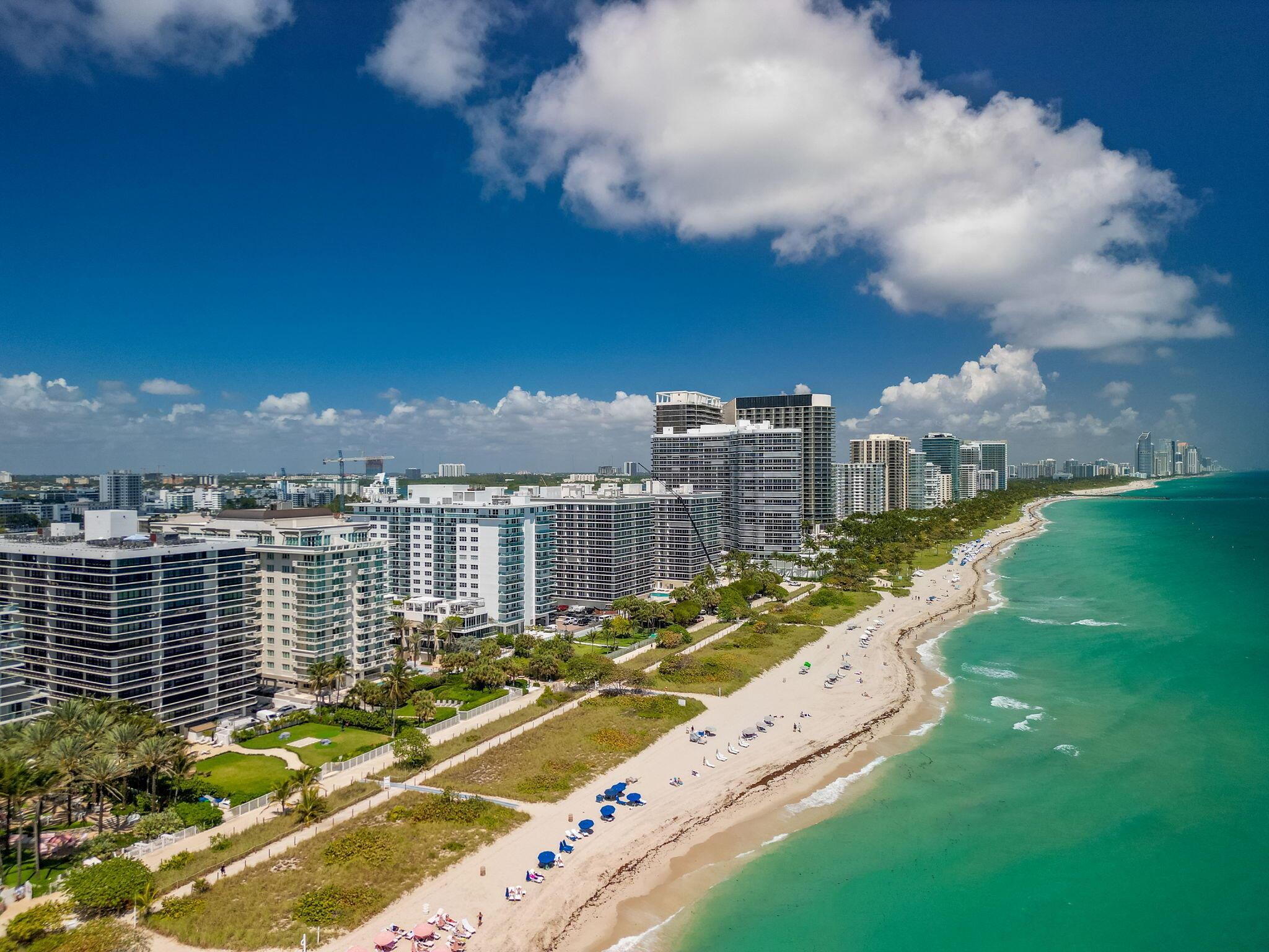 image The Waves Condo38