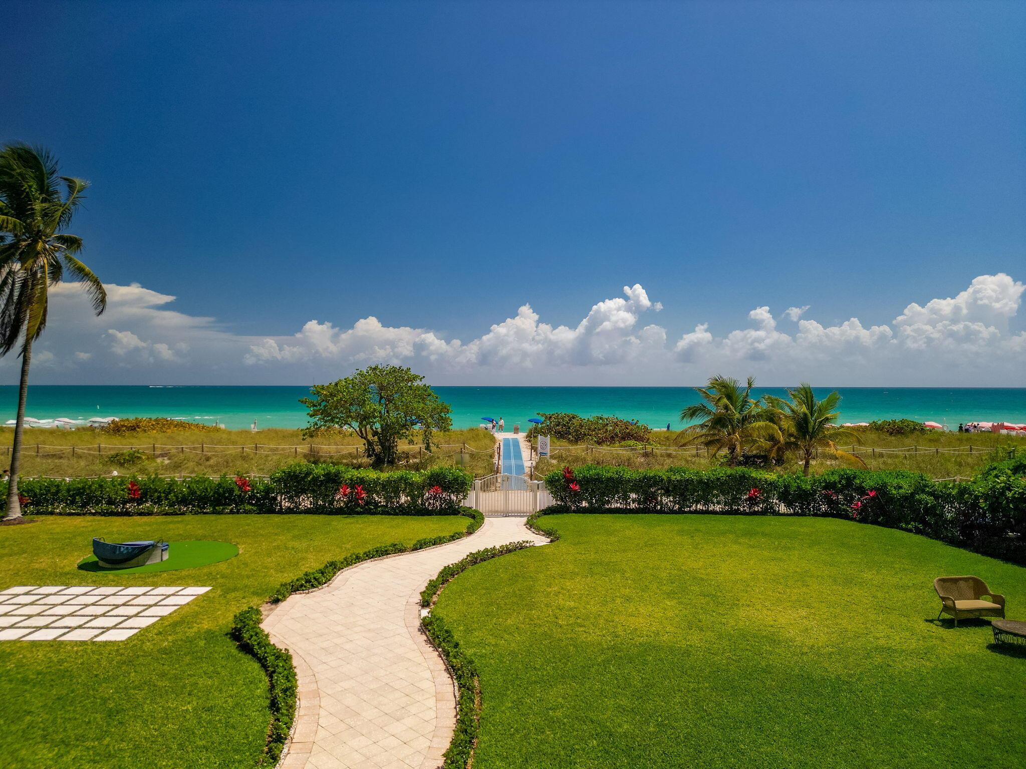 image The Waves Condo43