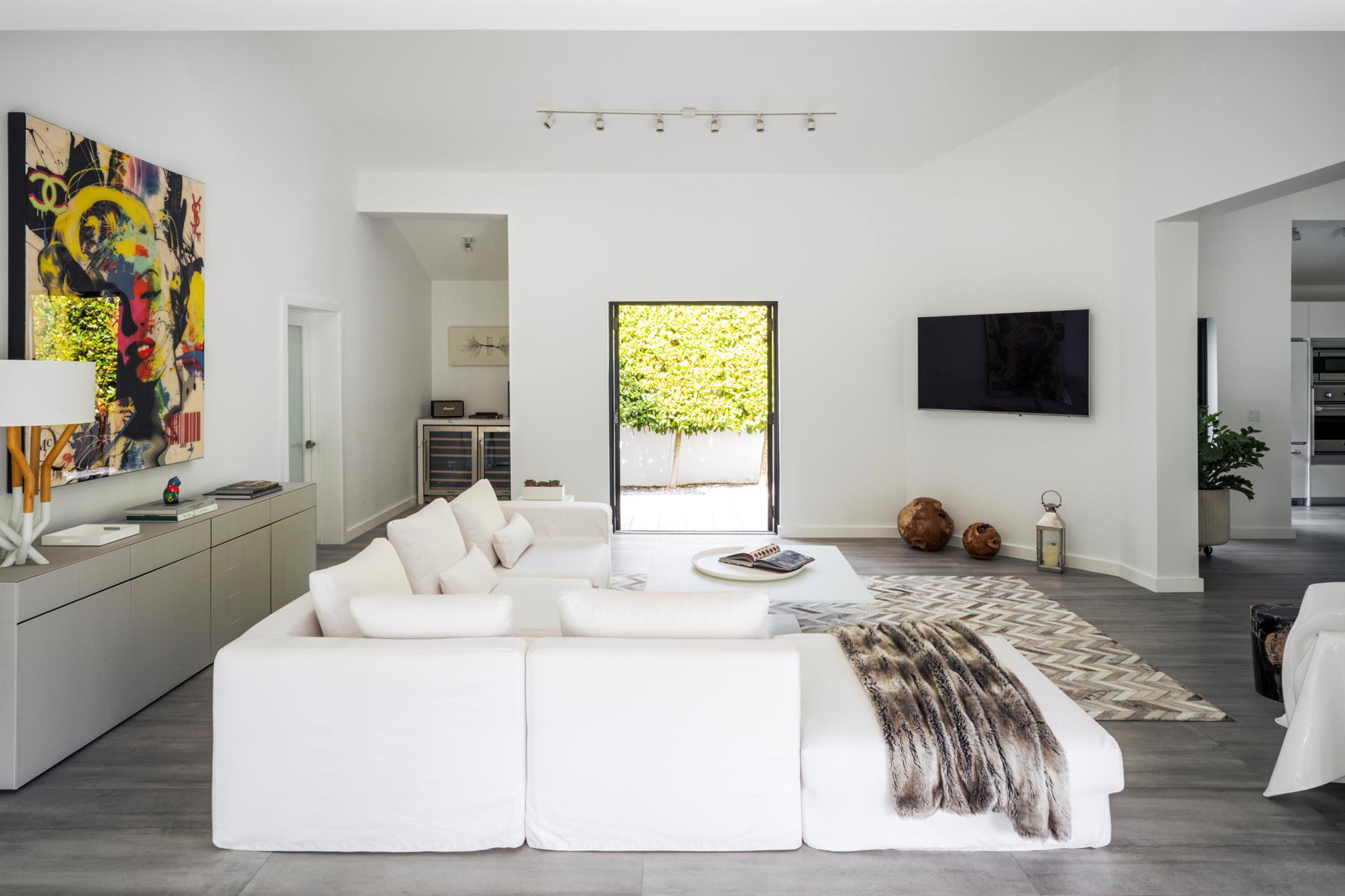 259 S S Coconut Ln Ln Miami Beach, FL 33139