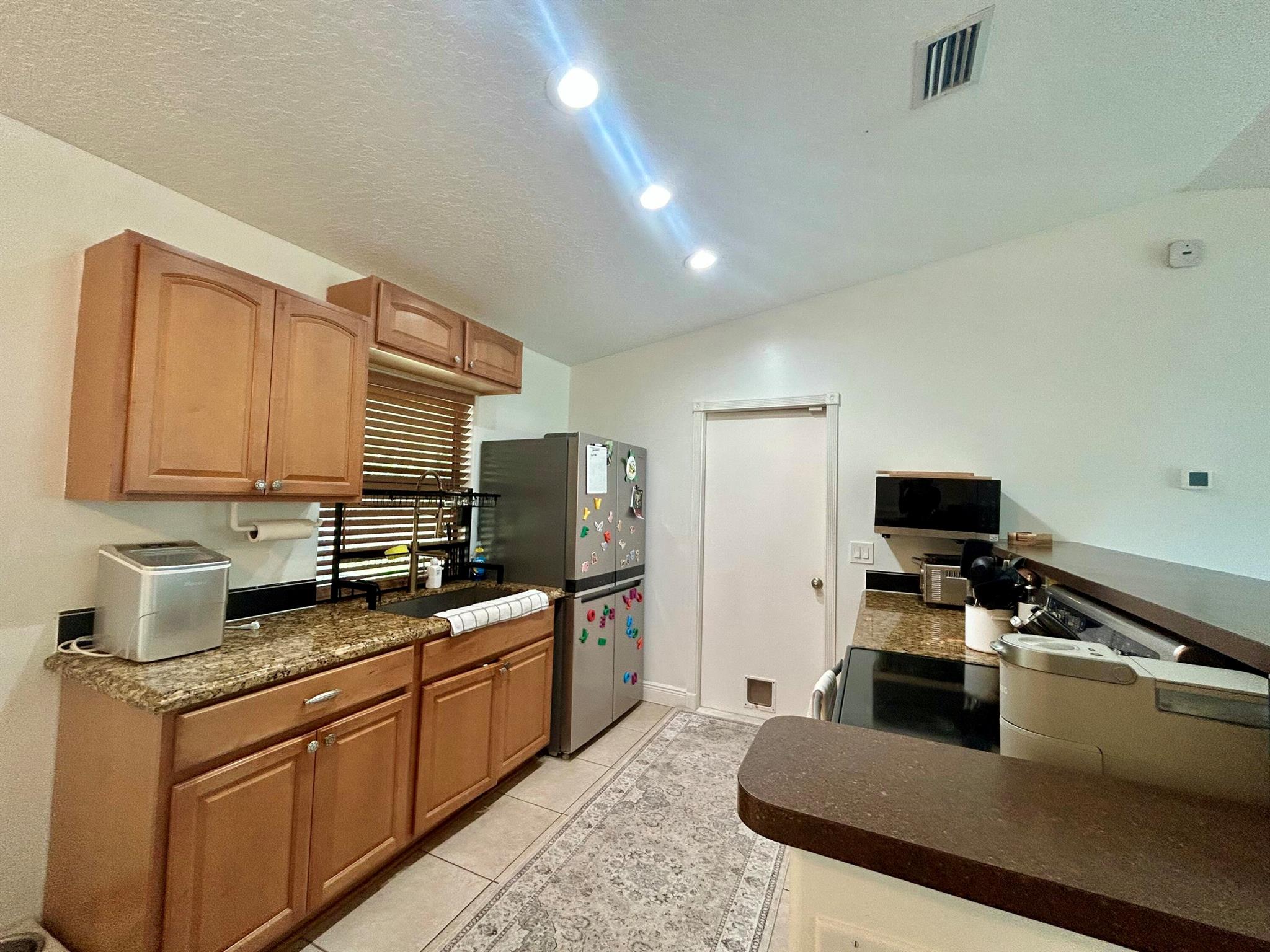 452 SW David Ter Port St Lucie, FL 34953