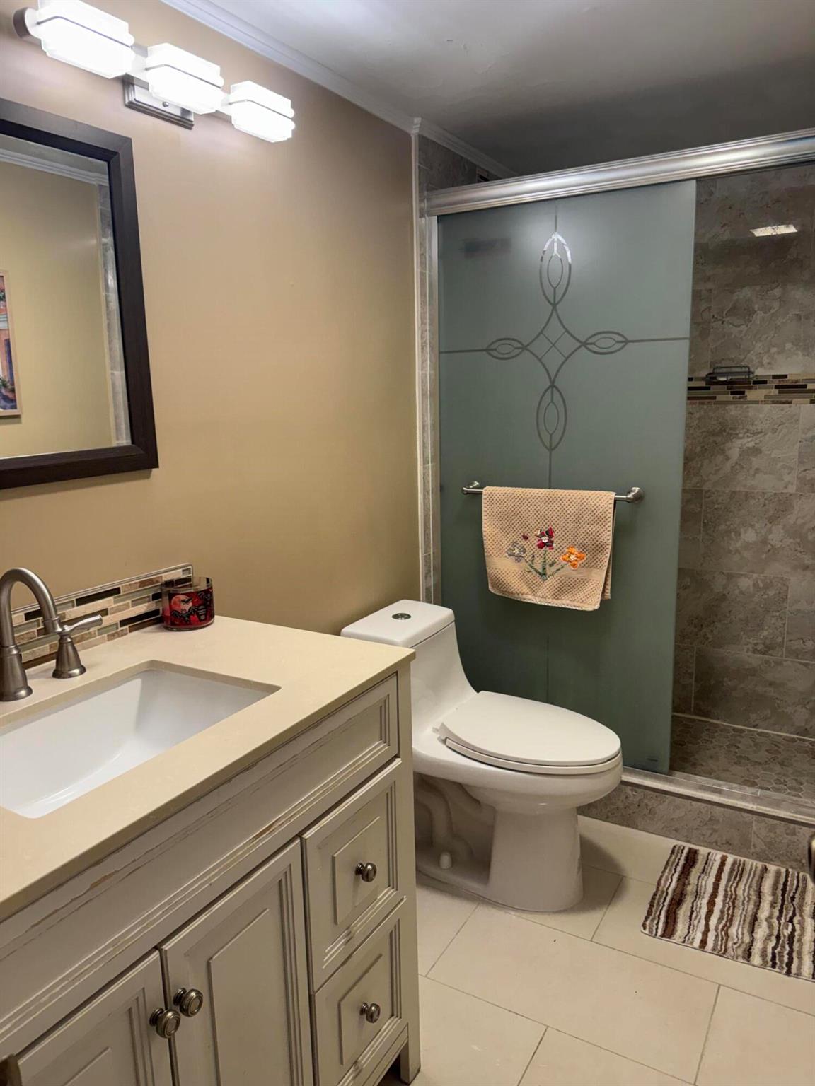 4311 Crystal Lk Dr #119 Deerfield Beach, FL 33064