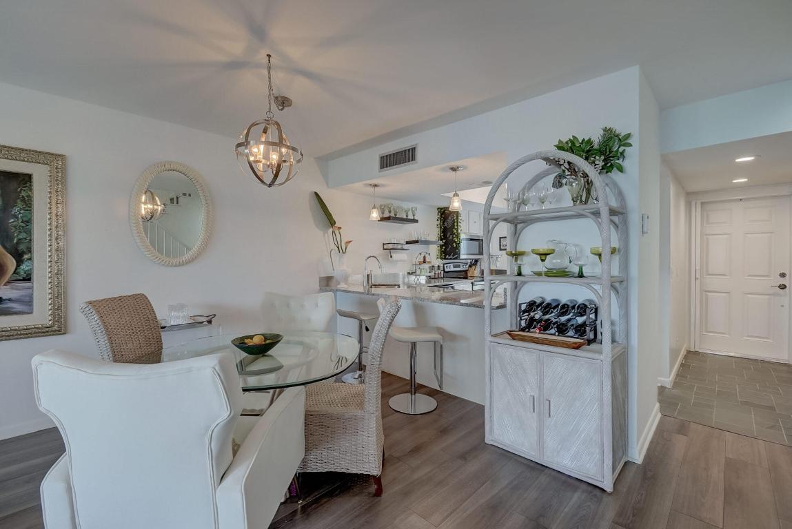 18350 SE Wood Hvn #J Jupiter, FL 33469