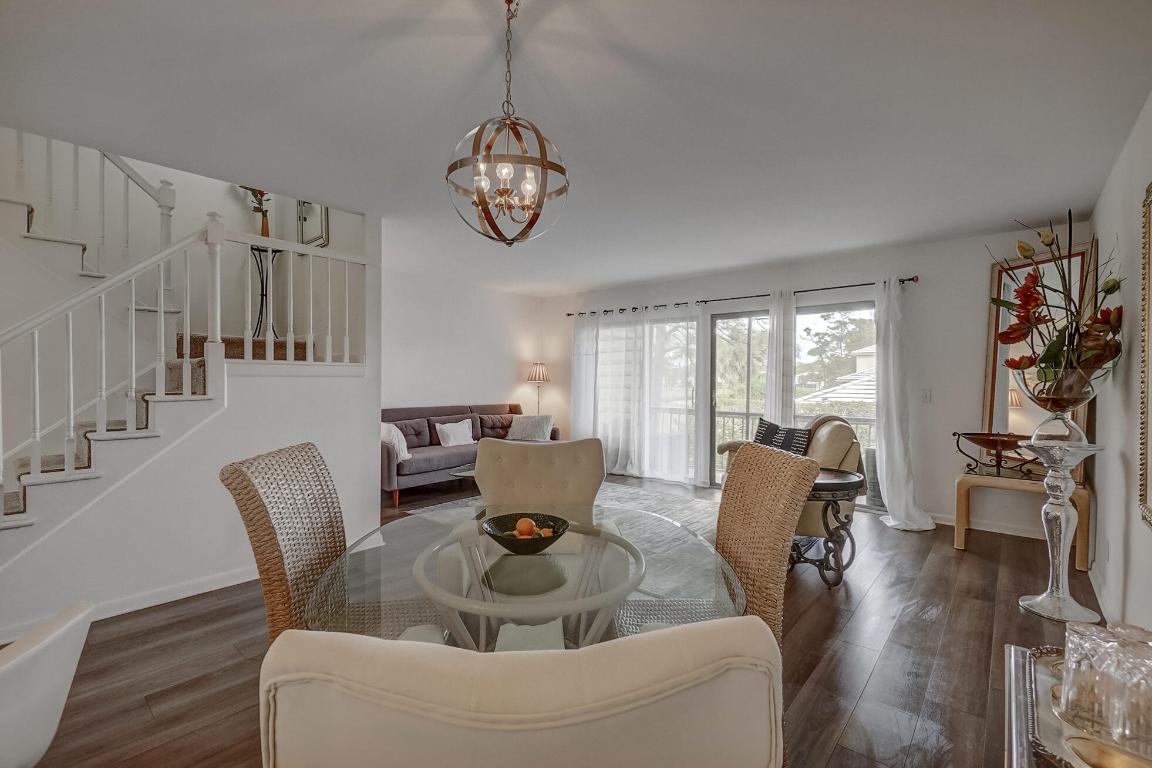 18350 SE Wood Hvn #J Jupiter, FL 33469