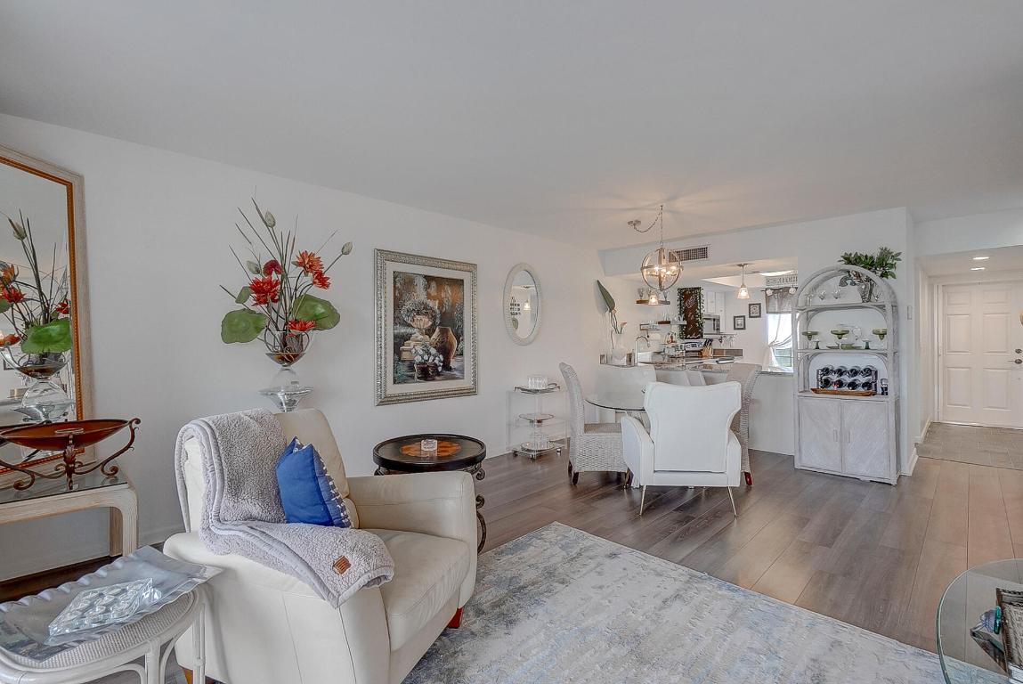 18350 SE Wood Hvn #J Jupiter, FL 33469