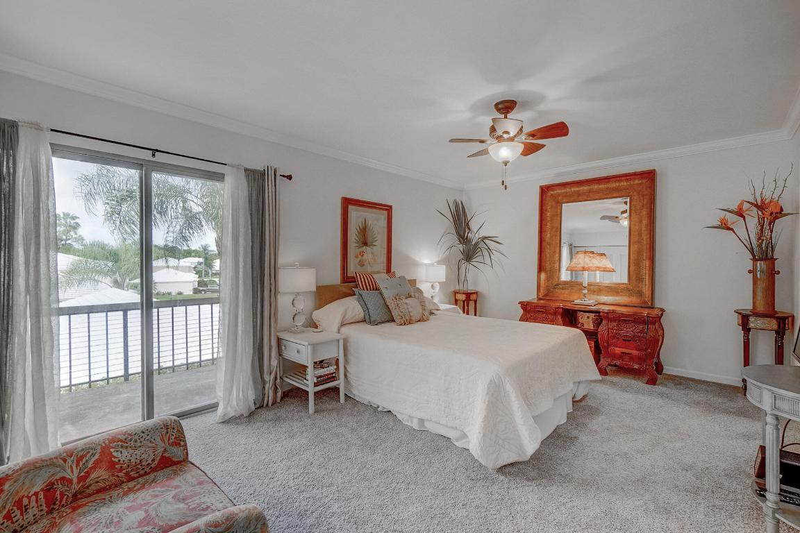 18350 SE Wood Hvn #J Jupiter, FL 33469