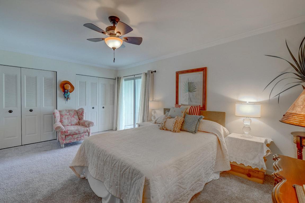 18350 SE Wood Hvn #J Jupiter, FL 33469