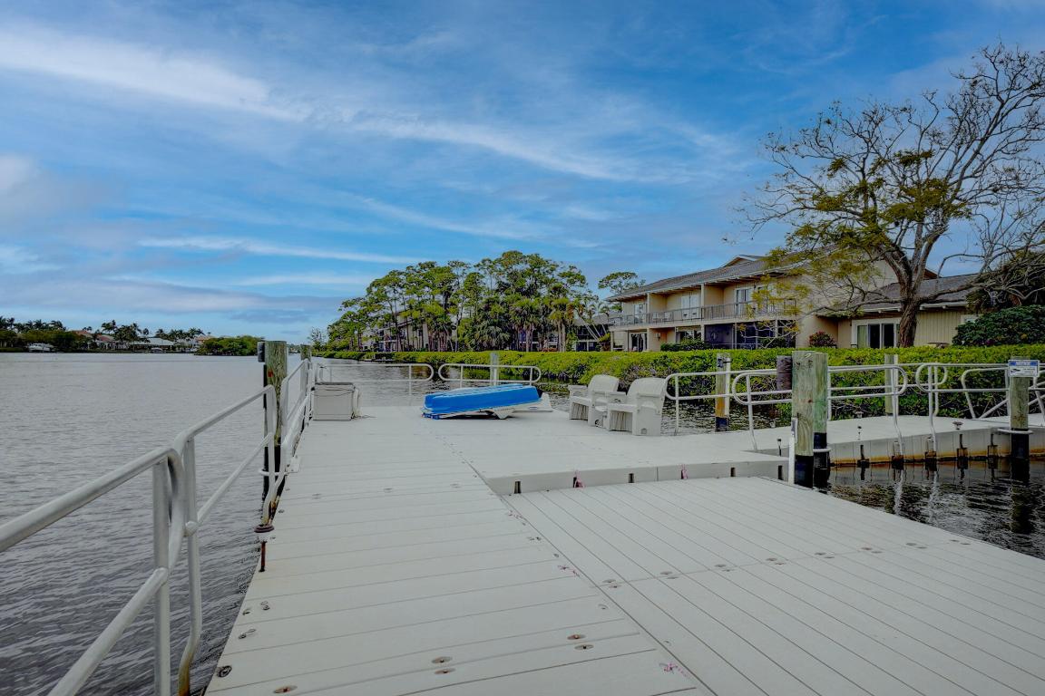 18350 SE Wood Hvn #J Jupiter, FL 33469