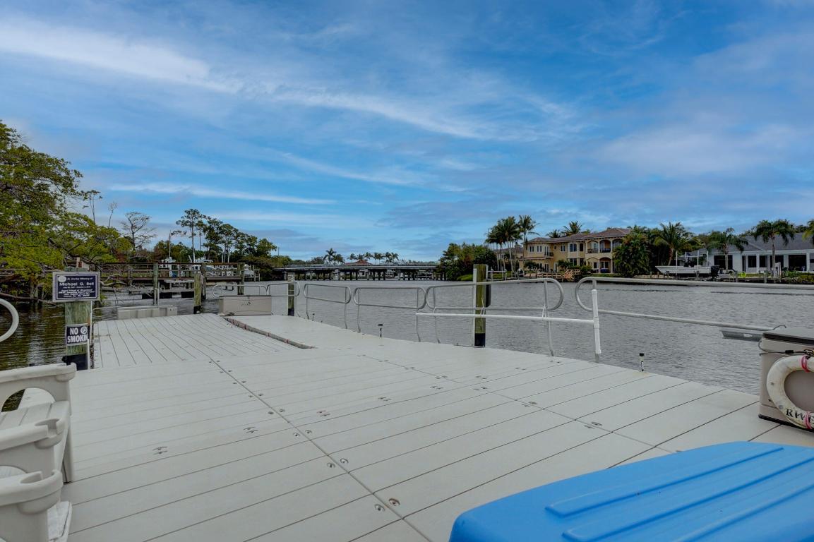 18350 SE Wood Hvn #J Jupiter, FL 33469