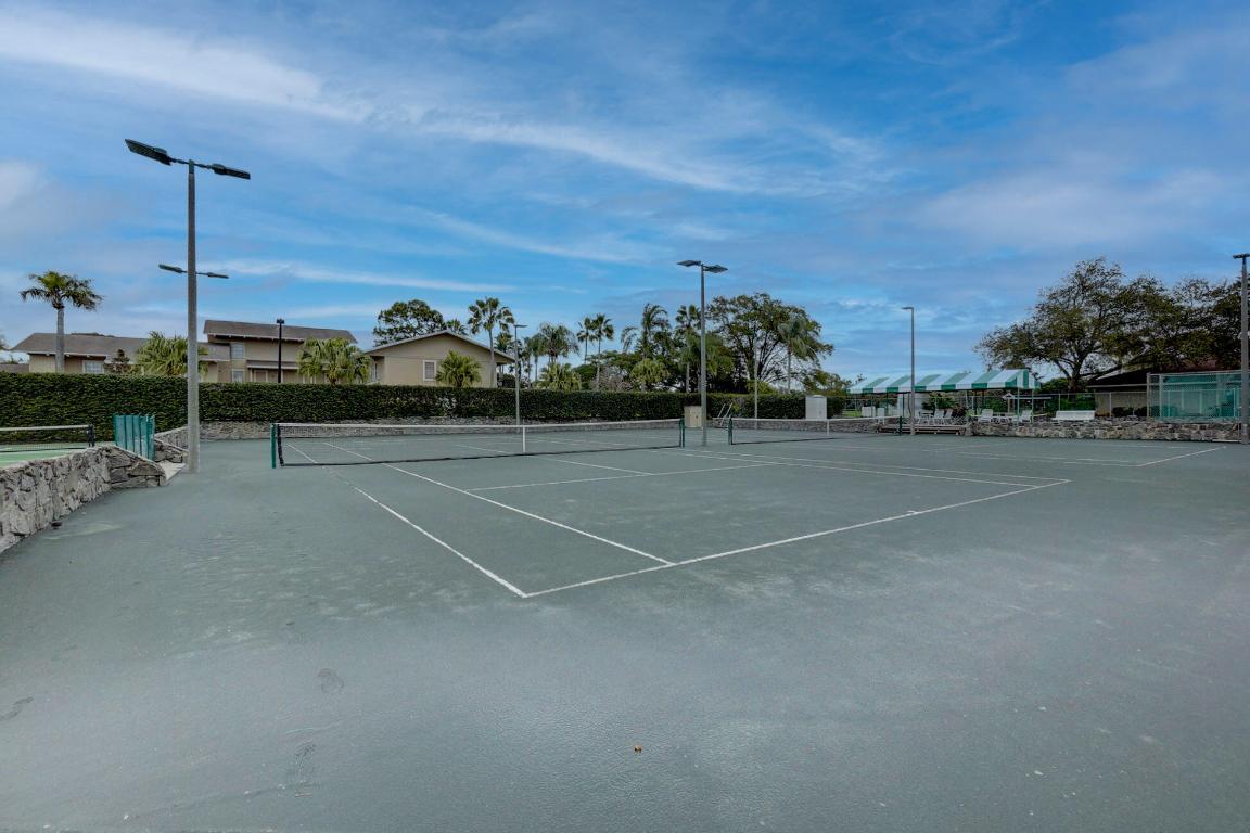 18350 SE Wood Hvn #J Jupiter, FL 33469