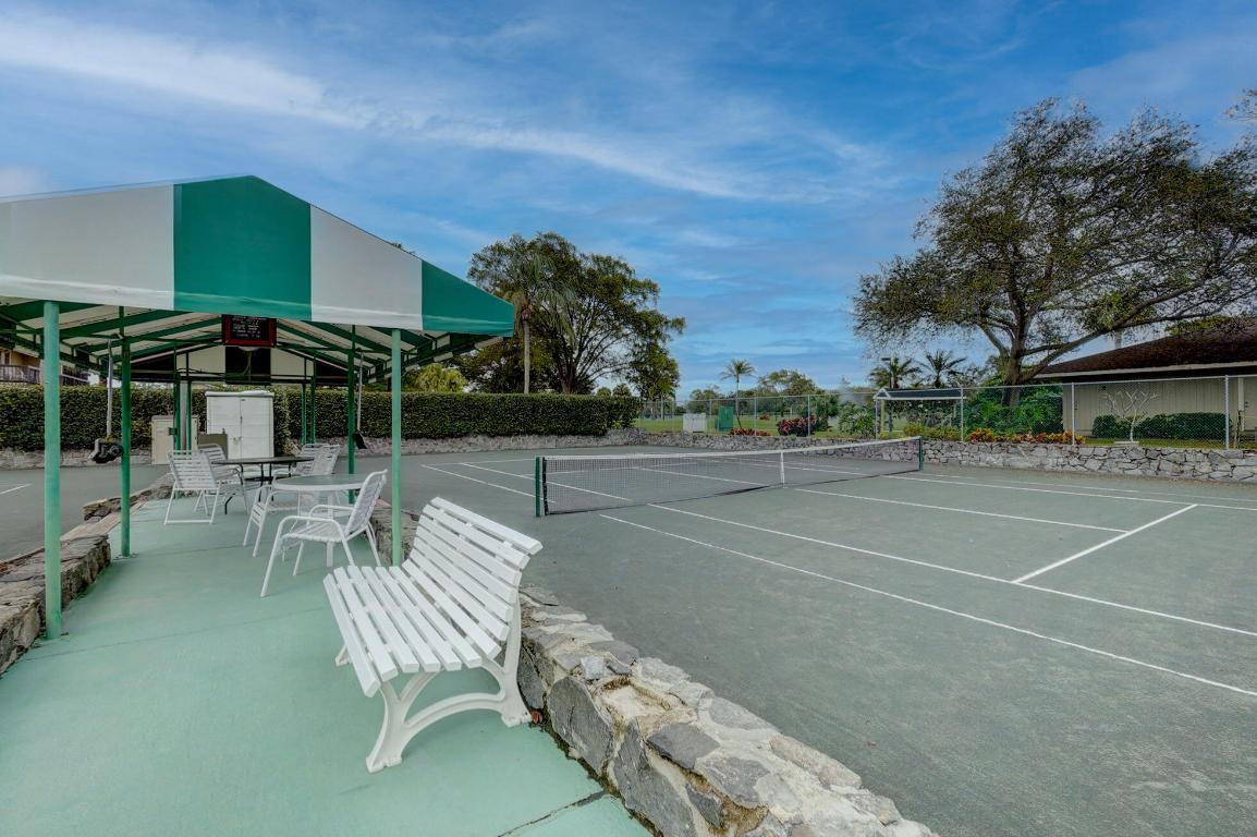 18350 SE Wood Hvn #J Jupiter, FL 33469