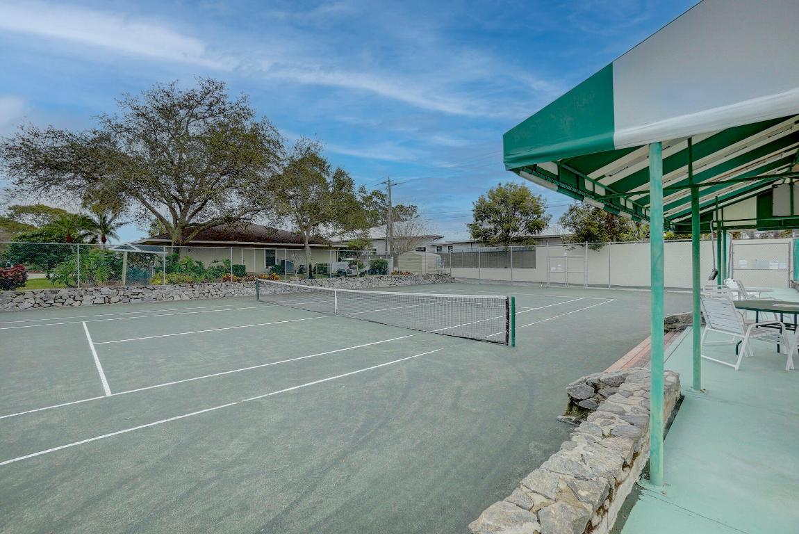 18350 SE Wood Hvn #J Jupiter, FL 33469