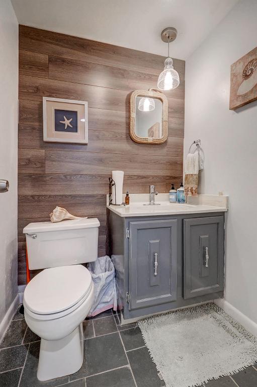 18350 SE Wood Hvn #J Jupiter, FL 33469