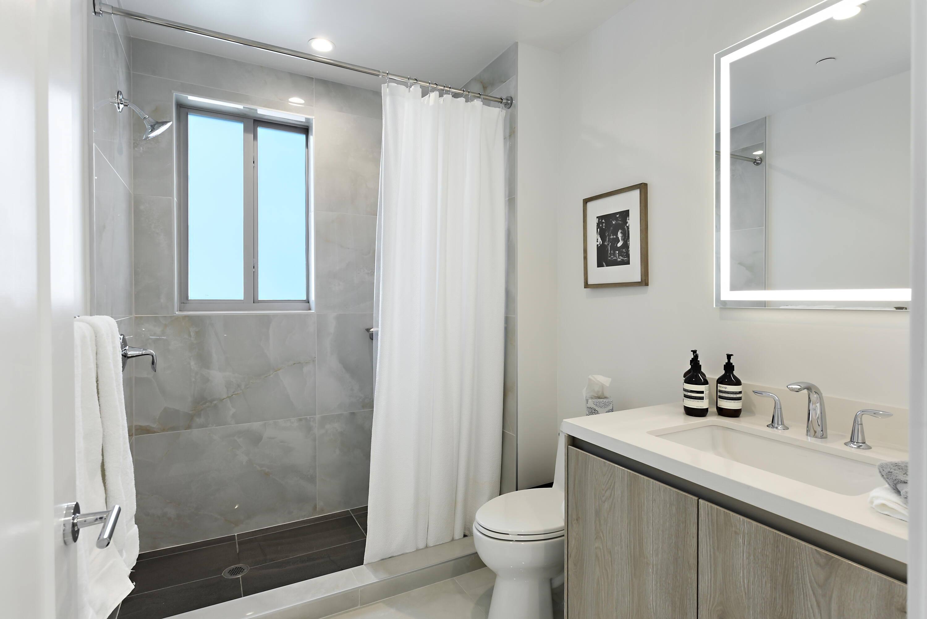 485 E Royal Palm #403 Boca Raton, FL 33432