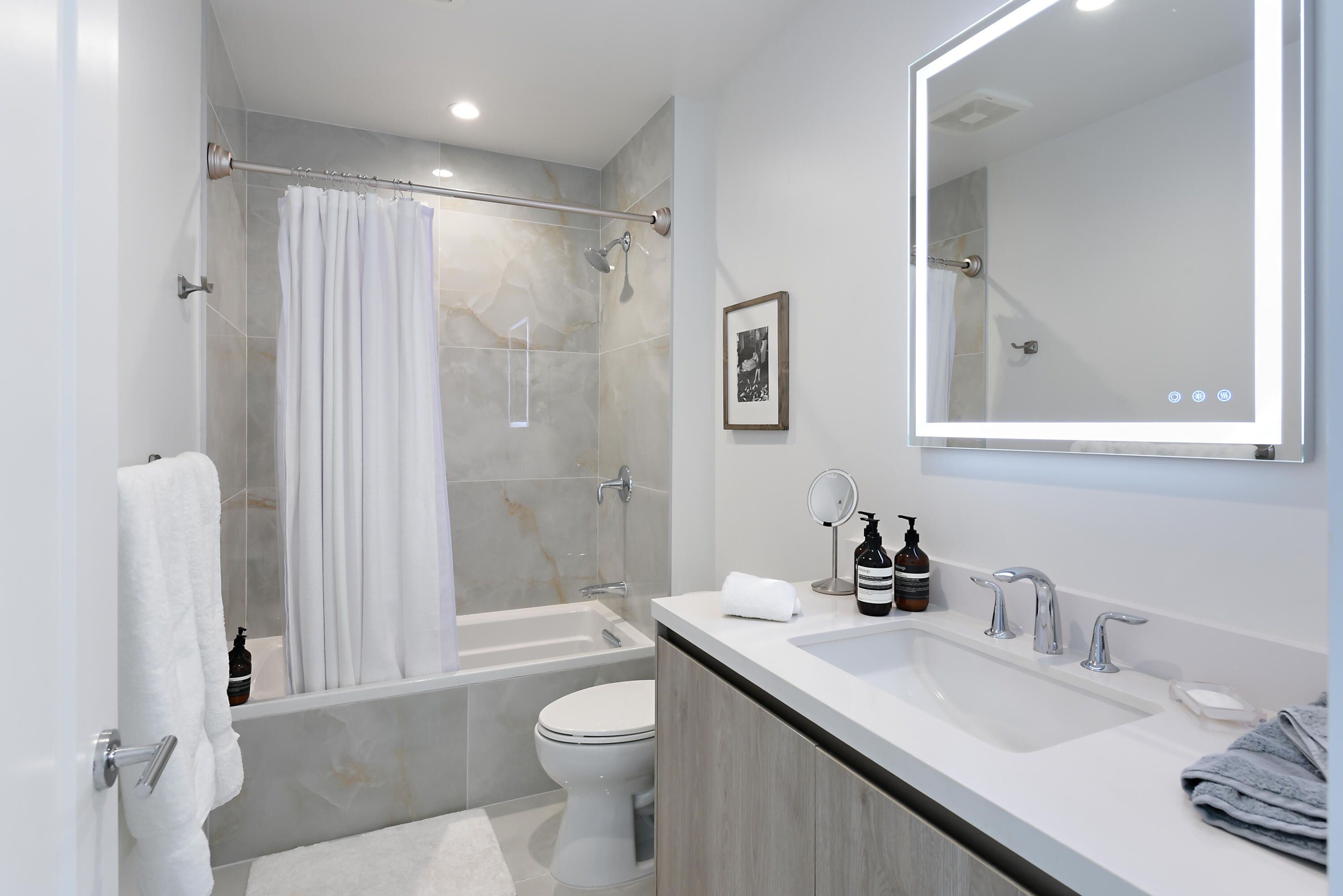 485 E Royal Palm #403 Boca Raton, FL 33432