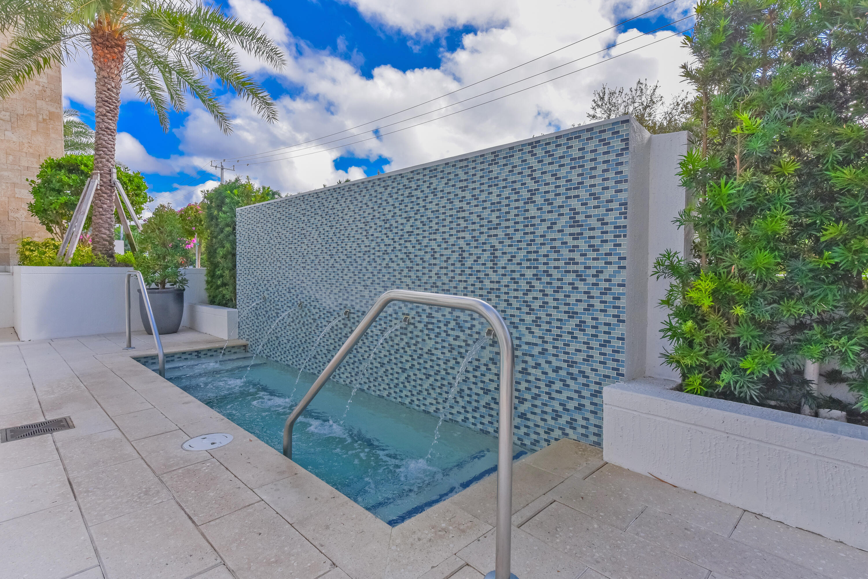 485 E Royal Palm #403 Boca Raton, FL 33432