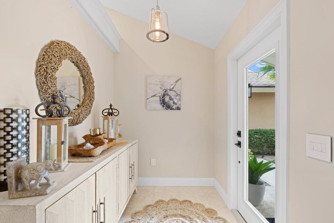 197 Ridge Jupiter, FL 33477