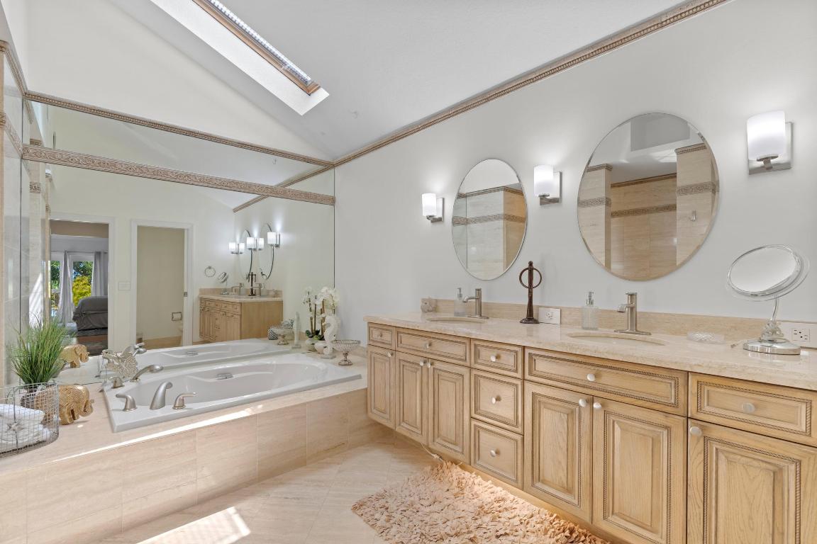 197 Ridge Jupiter, FL 33477