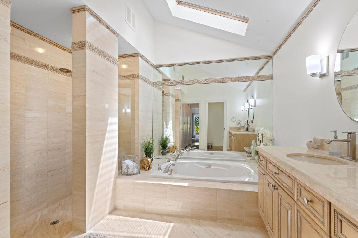 197 Ridge Jupiter, FL 33477