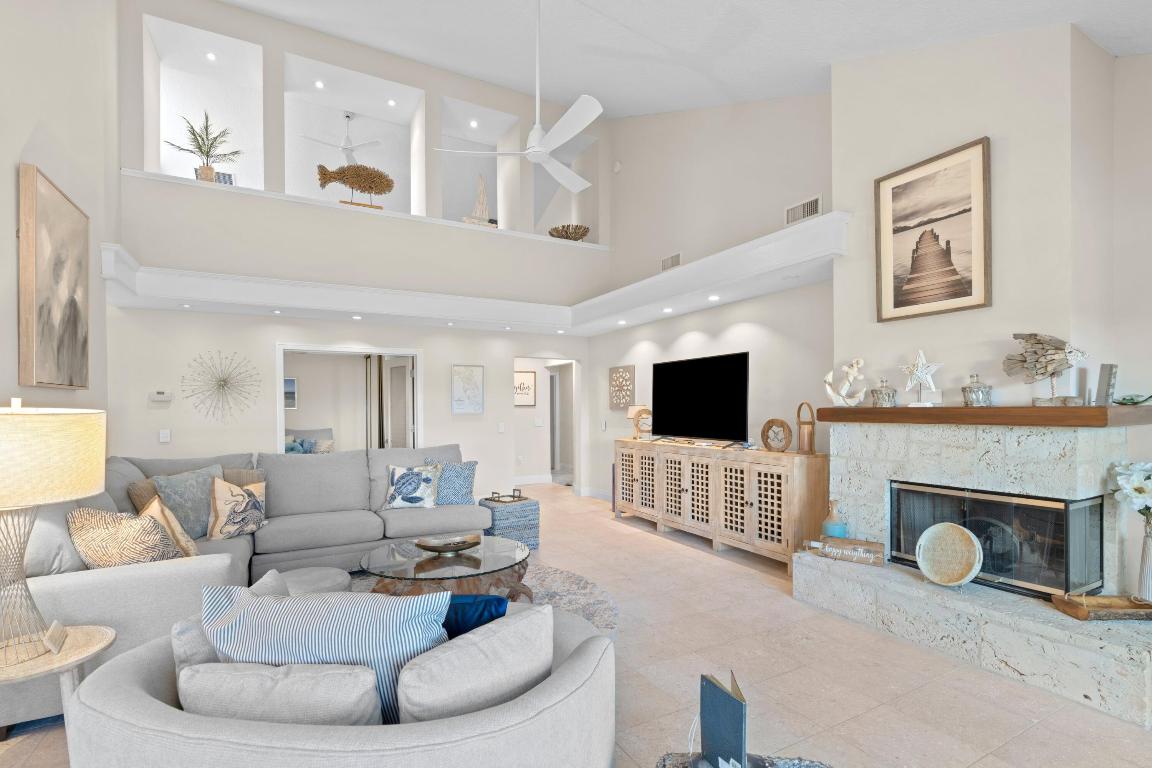 197 Ridge Jupiter, FL 33477