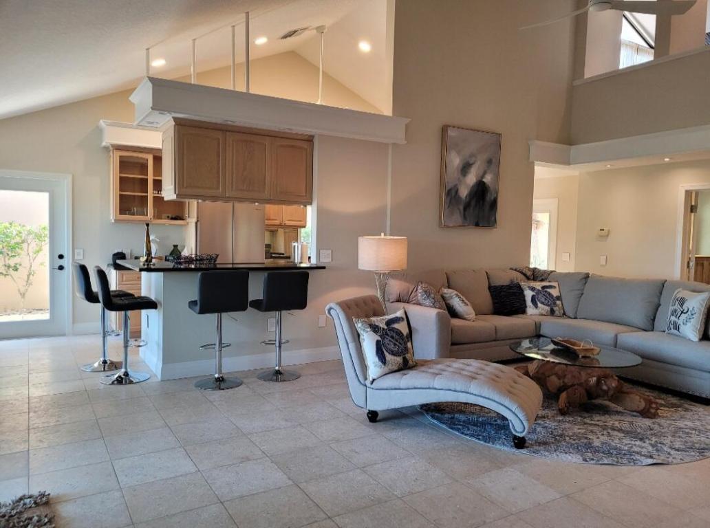 197 Ridge Jupiter, FL 33477