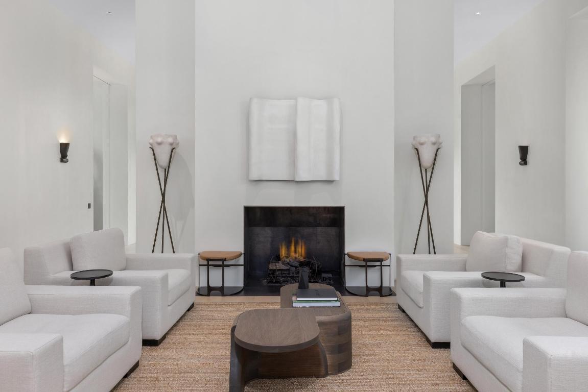 241 Jungle Palm Beach, FL 33480