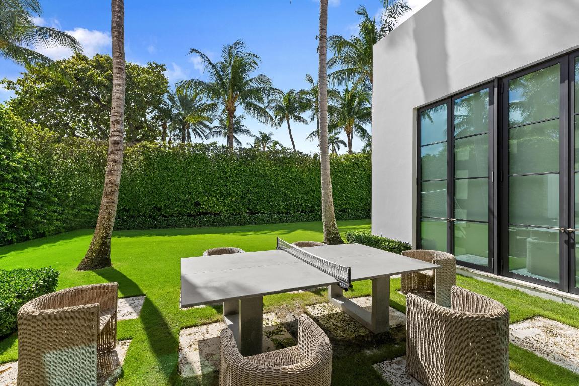 241 Jungle Palm Beach, FL 33480