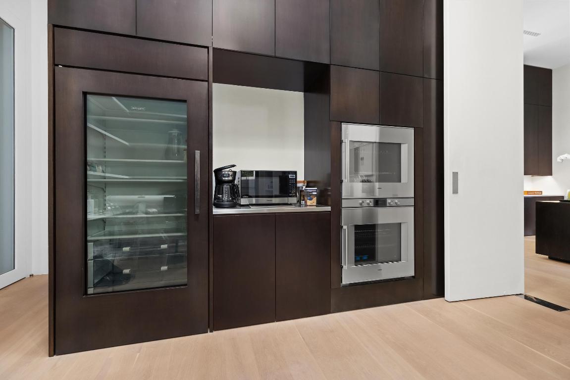 241 Jungle Palm Beach, FL 33480