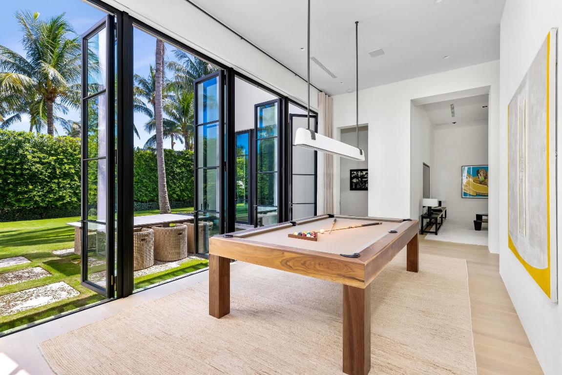 241 Jungle Palm Beach, FL 33480