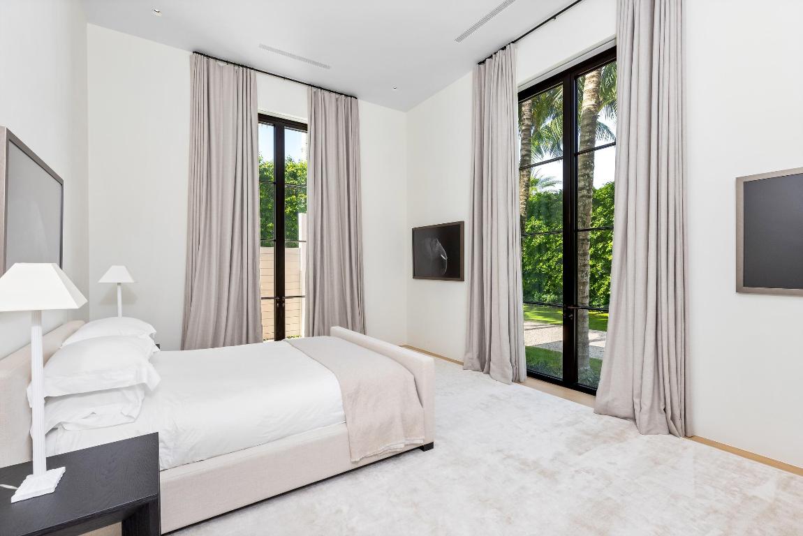 241 Jungle Palm Beach, FL 33480