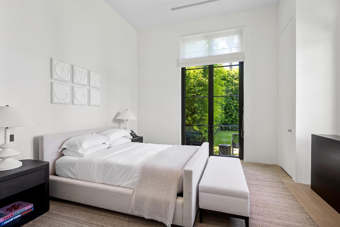 241 Jungle Palm Beach, FL 33480