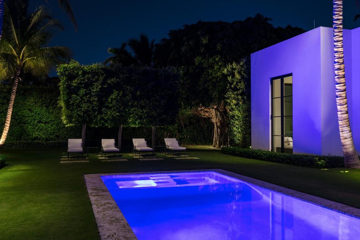 241 Jungle Palm Beach, FL 33480