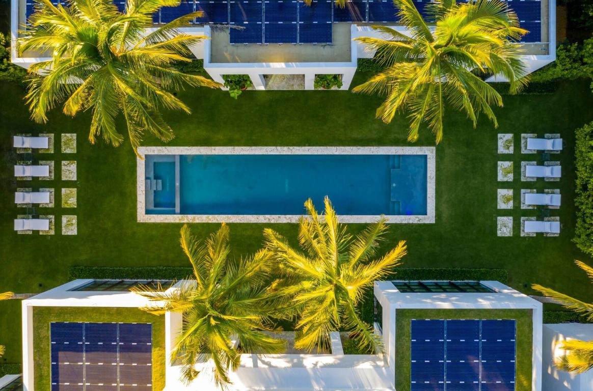 241 Jungle Palm Beach, FL 33480