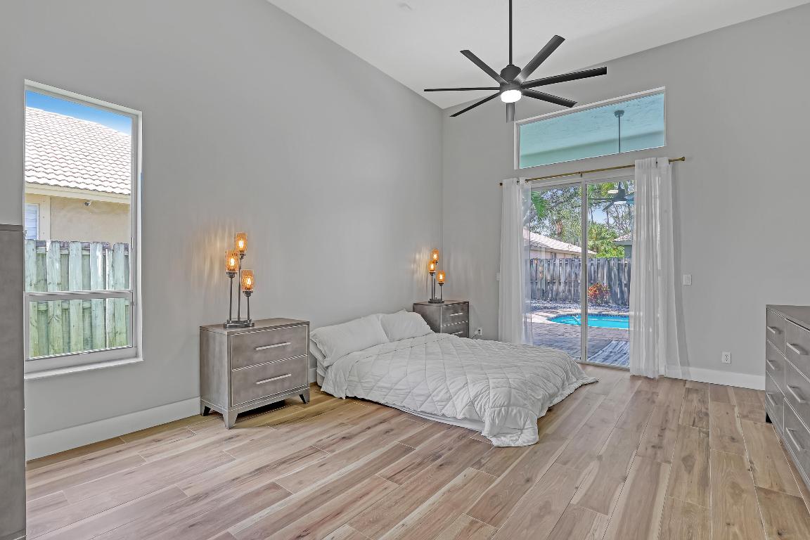 2150 NW 125th Pembroke Pines, FL 33028