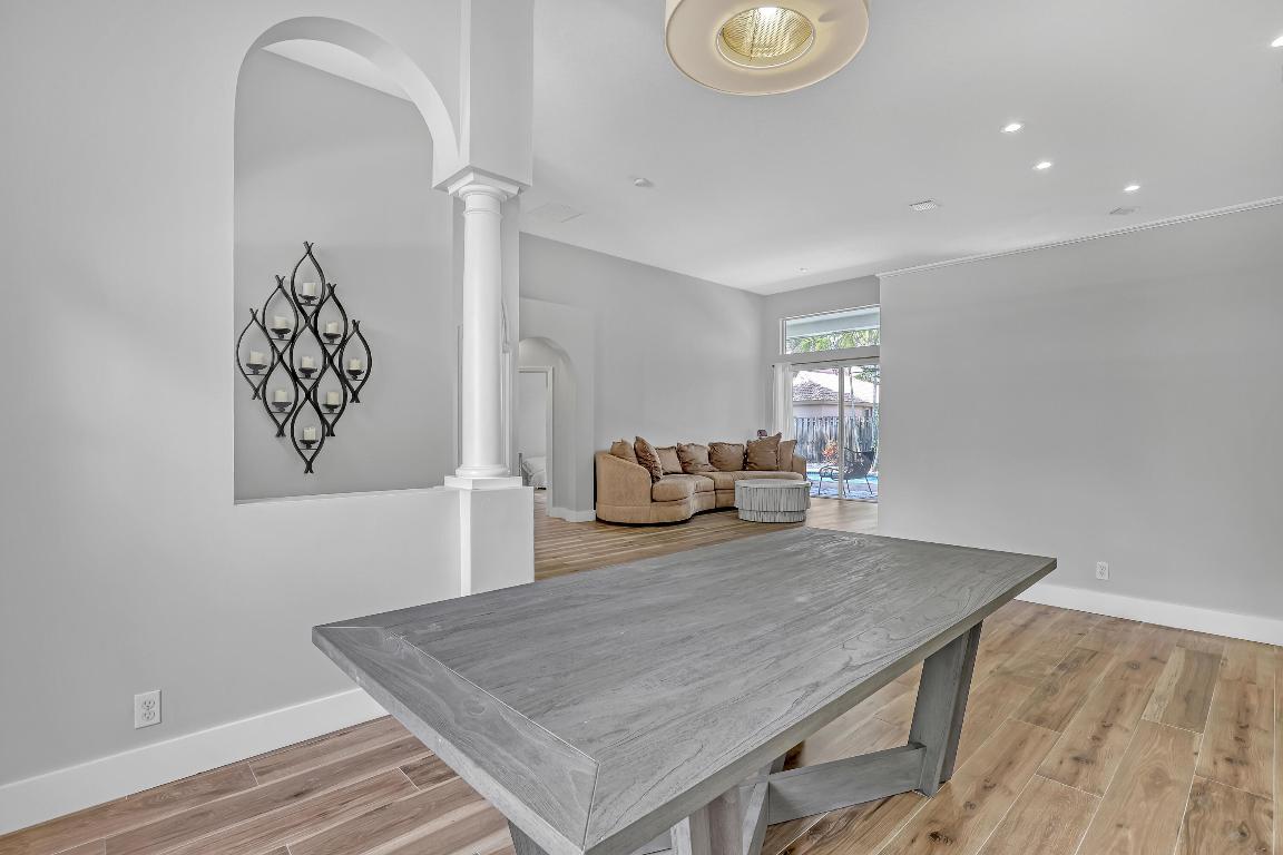 2150 NW 125th Pembroke Pines, FL 33028